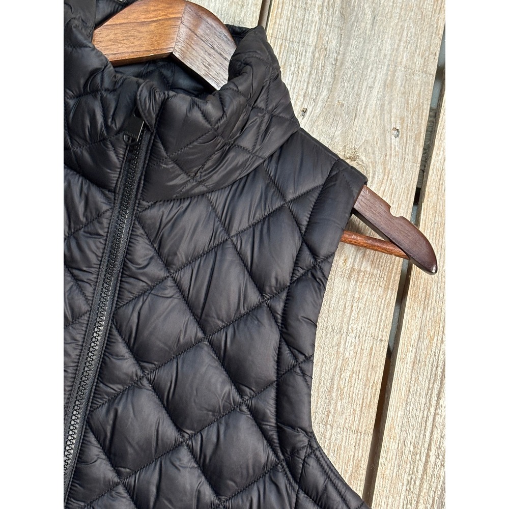 Athleta Whisper Featherless Puffer Vest Black Quilted Full Zip Small 599504 - Picture 2 of 7